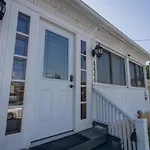 Charming 3Bdr 2 Bath 7 Min To The Falls W/ Parking