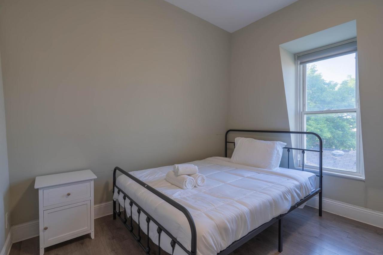 Charming 3bdr 2 Bath 7 Min To The Falls W/ Parking * Niagara Falls