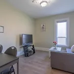 Charming 3Bdr 2 Bath 7 Min To The Falls W/ Parking