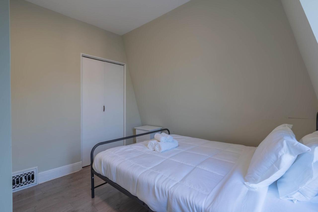 Charming 3bdr 2 Bath 7 Min To The Falls W/ Parking *